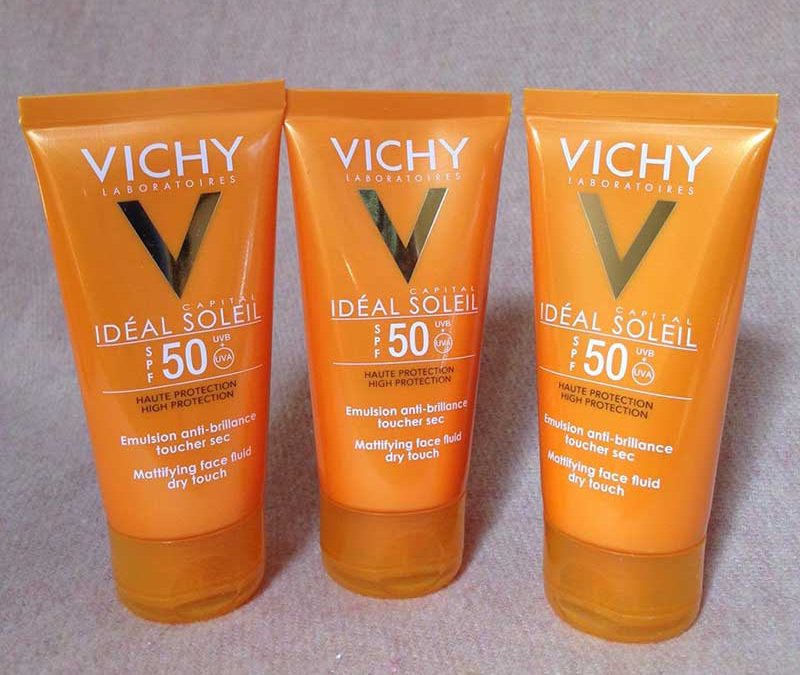 Xịt chống nắng Vichy Ideal Soleil SPF 50 kèm kem dưỡng sau nắng
