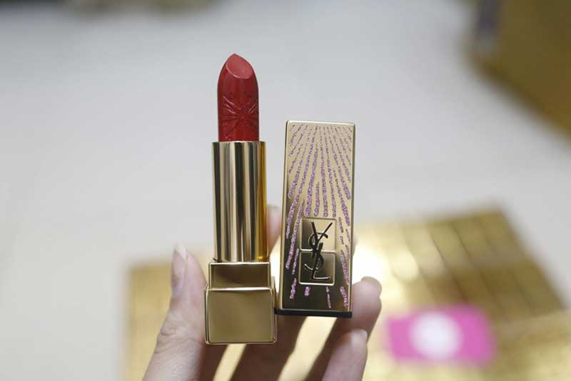Son YSL Dazzling Lights màu 52 ROUGE ROSE – LIMITED EDITION