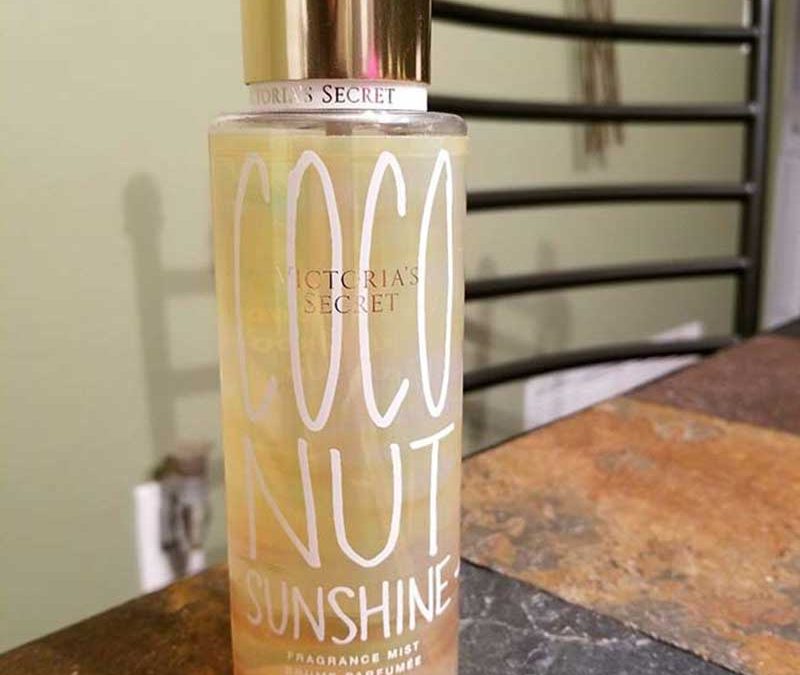 Xịt thơm toàn thân COCONUT PASSION – Victoria’s Secret Fragrance Mist