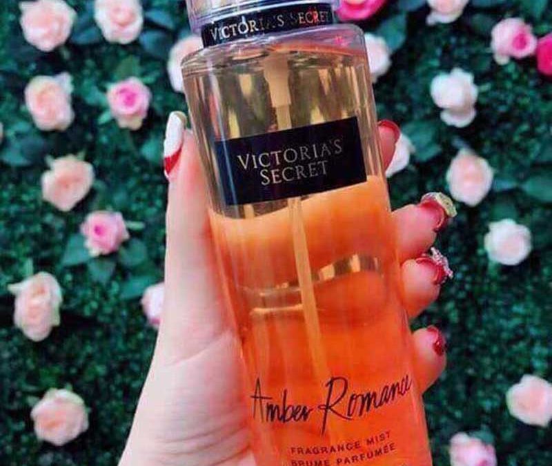 Xịt thơm toàn thân VANILLA LACE – Victoria’s Secret Fragrance Mist