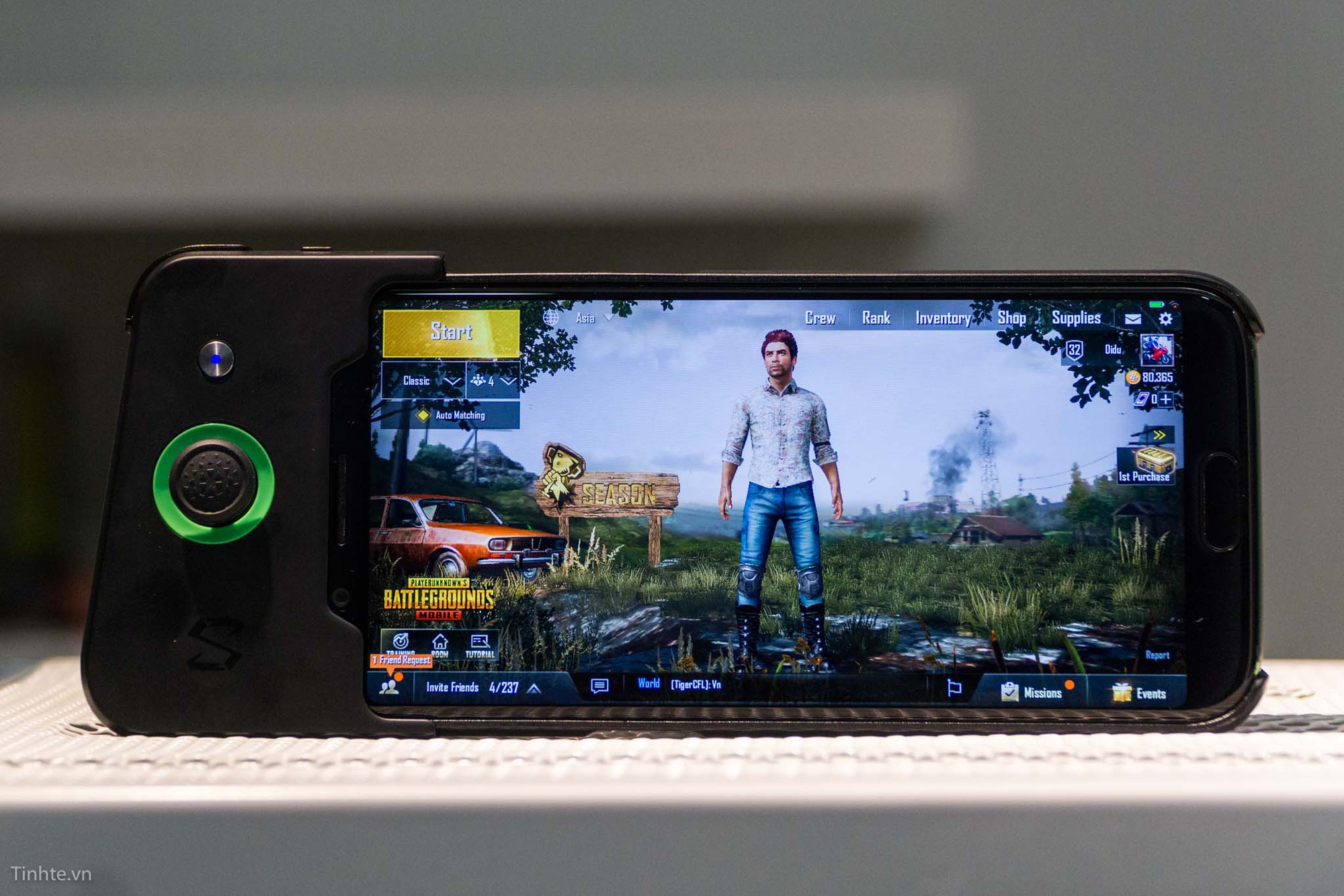 Trên tay điện thoại chơi game Xiaomi Black Shark: Chơi PUBG Mobile cực mượt và tiện lợi